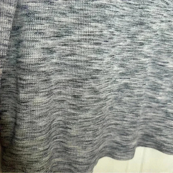 Old Navy Thermal Hoodie Pullover Blue & Grey Size XL  (14-16) - Picture 13 of 16